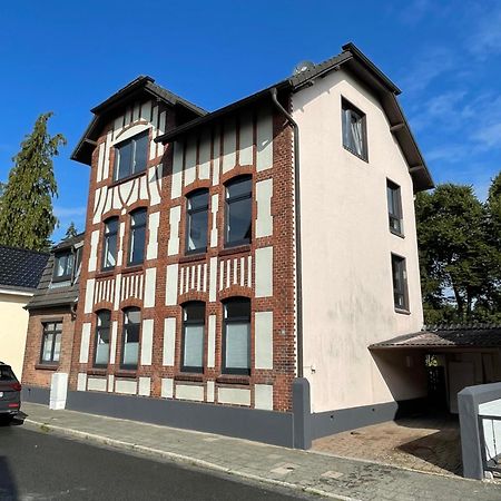 Studioappartement Mit Privatgarten In Ruhiger Wohnsiedlung Neumuenster Exterior photo
