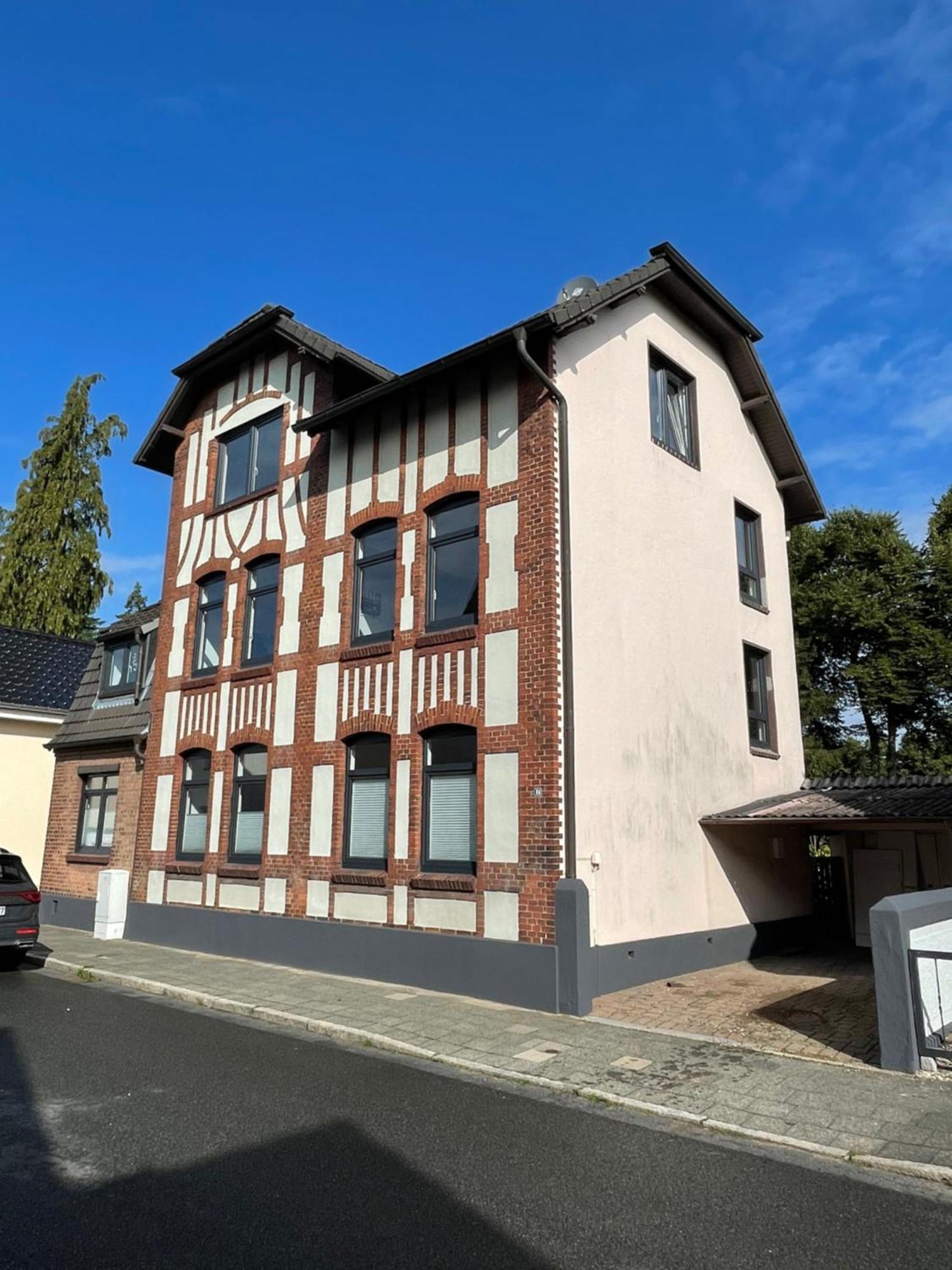 Studioappartement Mit Privatgarten In Ruhiger Wohnsiedlung Neumuenster Exterior photo
